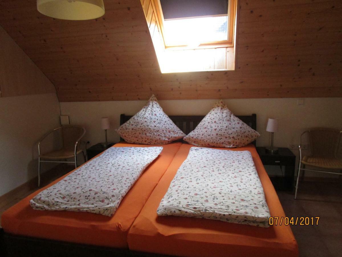 Ferienwohnung Hueck Lind  Ngoại thất bức ảnh